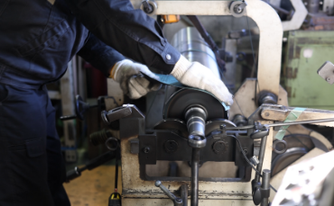 ロールシャフトの製造現場